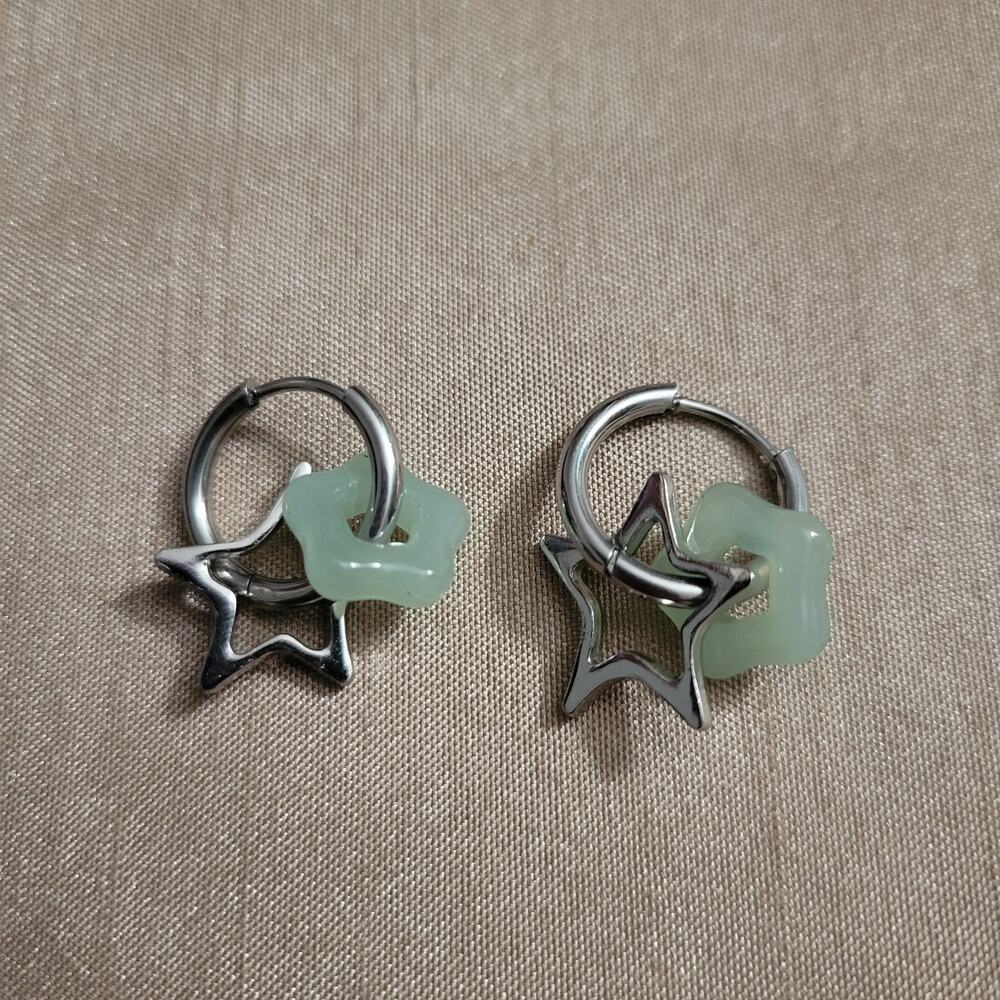 Silver and jade green color stainless steel star charm mini hoop earrings
